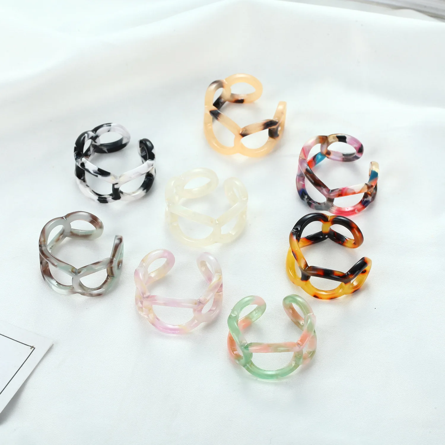 

Jachon new leopard cow print hollow adjustable ring Acetic acid opening ring Transparent Multi Colors Acrylic Resin Rings, Picture