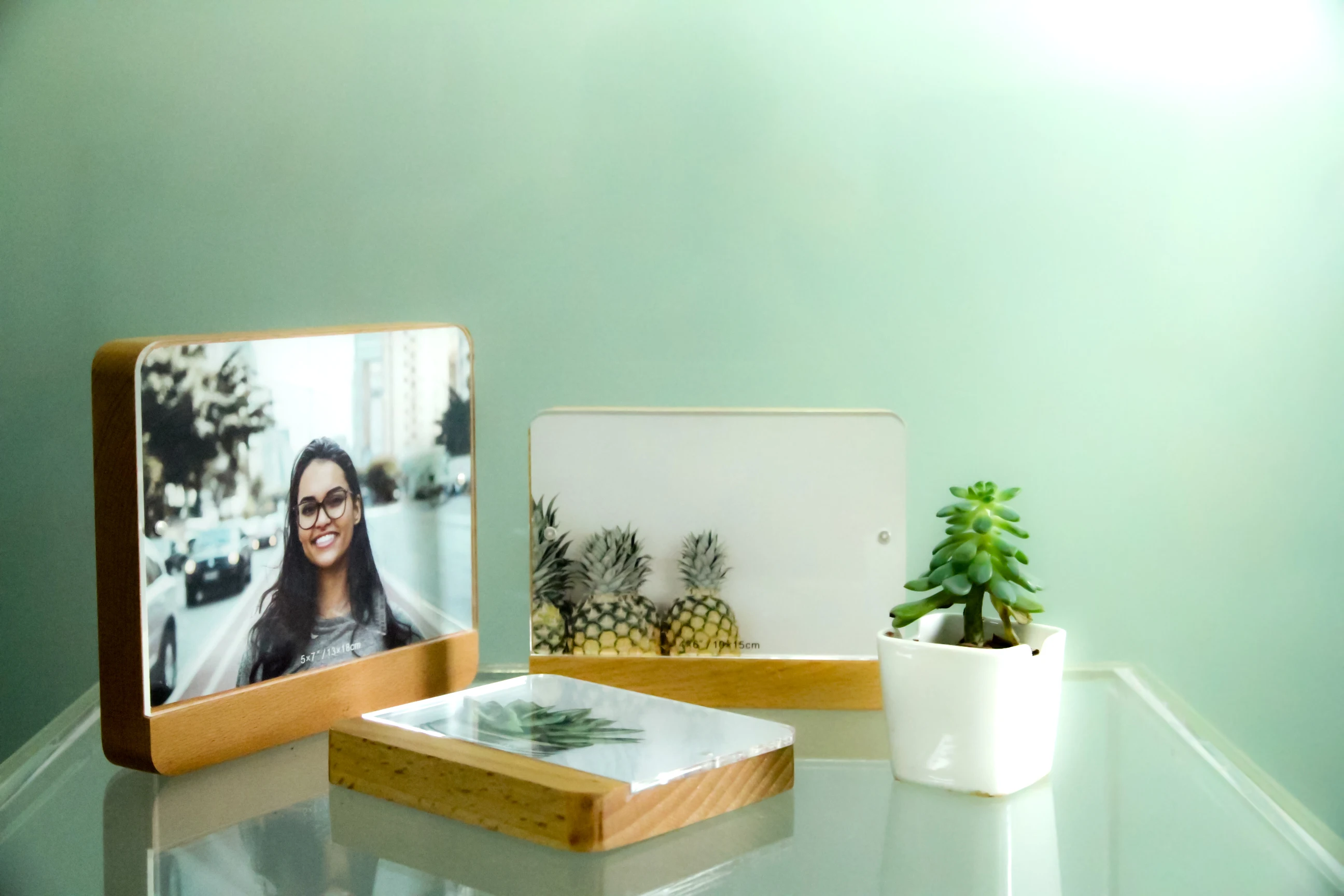 Photo Frame (1).jpg