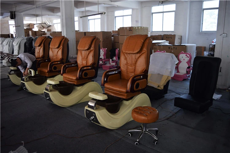 Salon's Most Luxurious And Easytooperate Smart Nail Massage Chairs