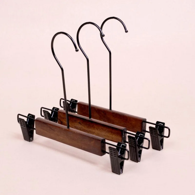 

Shop Display High Quality Brown Long Neck Kids Pants Hanger With Clips