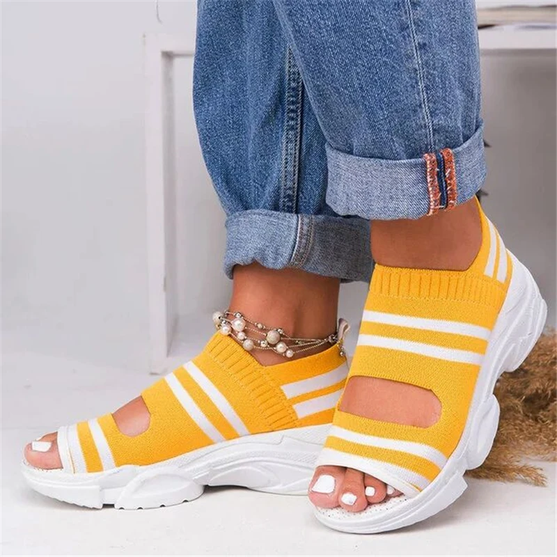 

Wish Amazon's hot women's shoes new style knitted muffin thick bottom sports sandals in summer 2020