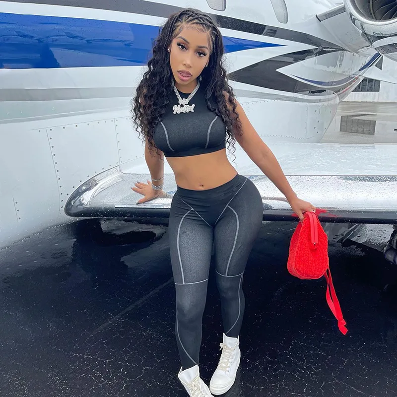 

New Arrival Round Neck Sleeveless Top And Tight Pants Sports Casual 2 Piece Suit