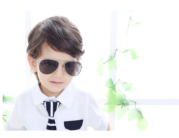 

Wholesale Custom Logo Branded Designer Inspired Stylish Aviation Kids Sunglasses 2021 For Little Baby Girls Boys