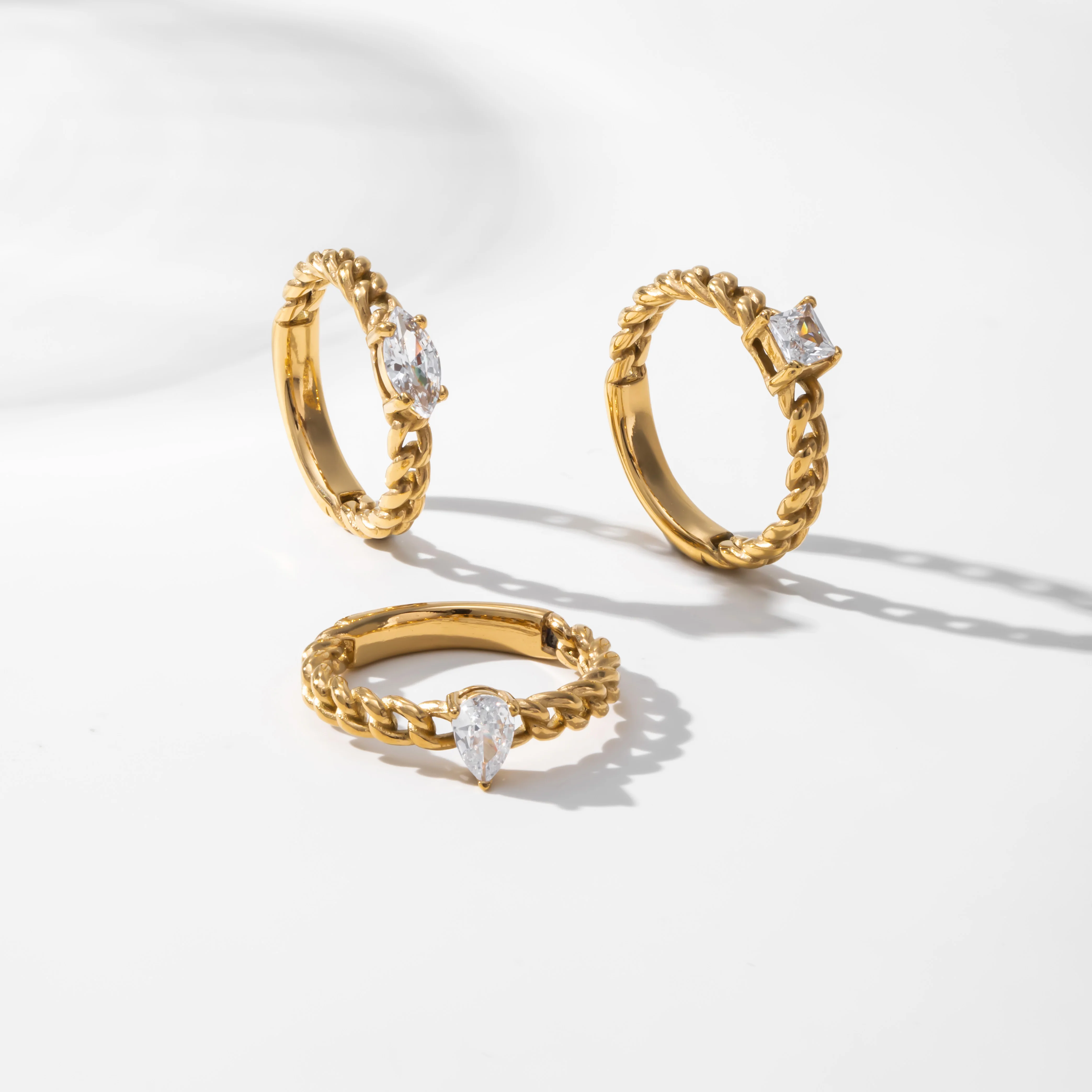 YF3691 Wholesale Fashionable Waterproof Stainless Steel Jewelry 18k Gold Plated Personalized Chain Style Zircon Ring