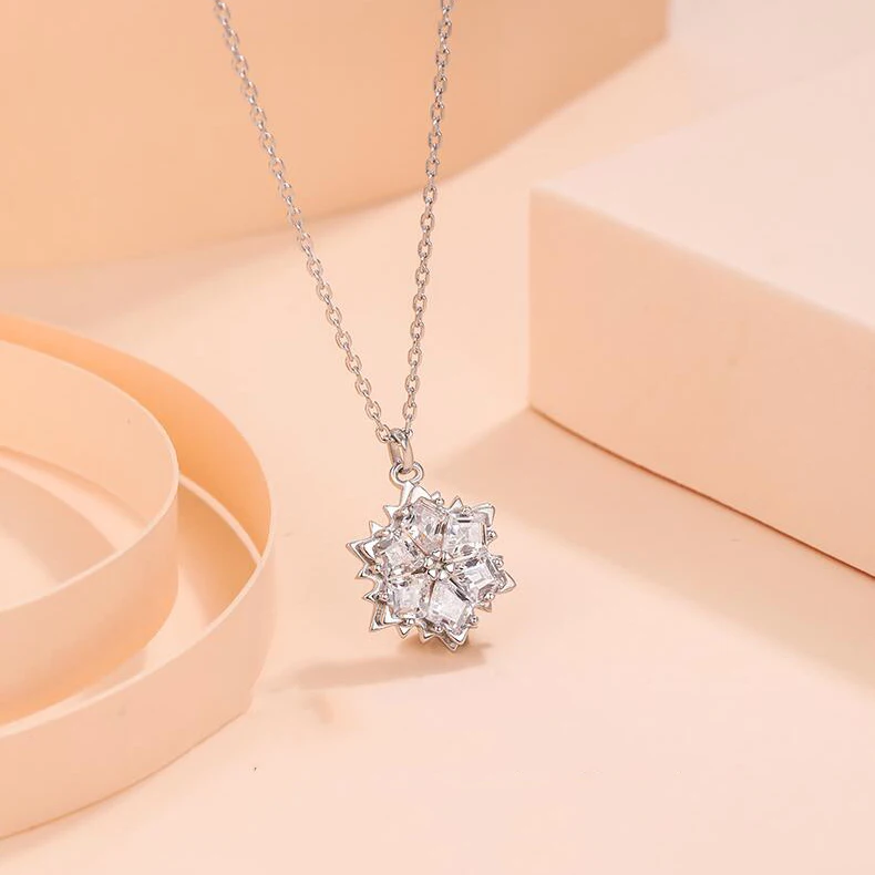 

Manufacturer direct sale Fashion Jewelry KYNL092 CZ Necklaces Shine 3A Zircon Snowflake Shape Necklaces For Women, Silver