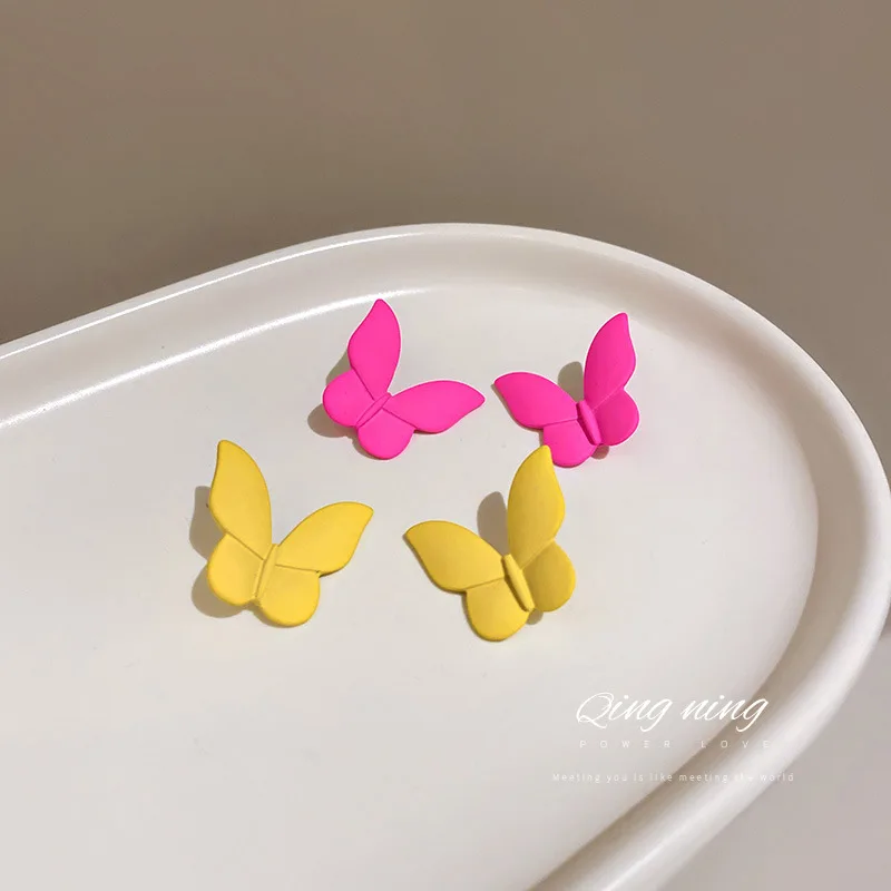 

trendy women yellow stud fashion earings butterfly