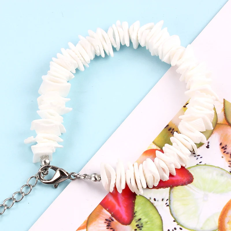 

White Puka Natural Shell Piece Irregular Chips Seashell Choker Necklace Female Fashion Summer Beach Jewelry Necklaces for Women, Picture