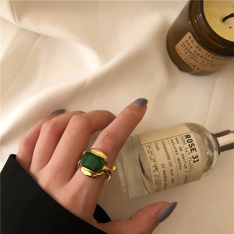 

European Luxury Emerald Crystal Finger Ring Women 18k Gold Plating Stackable Gemstone Ring Jewelry For Women Girls