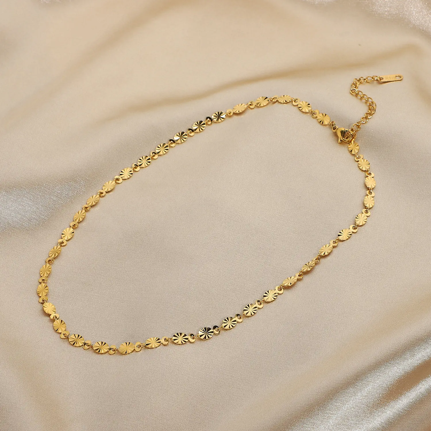 

Guaranteed Quality Women Friendship Minimalist Chains Necklace, Picture shows