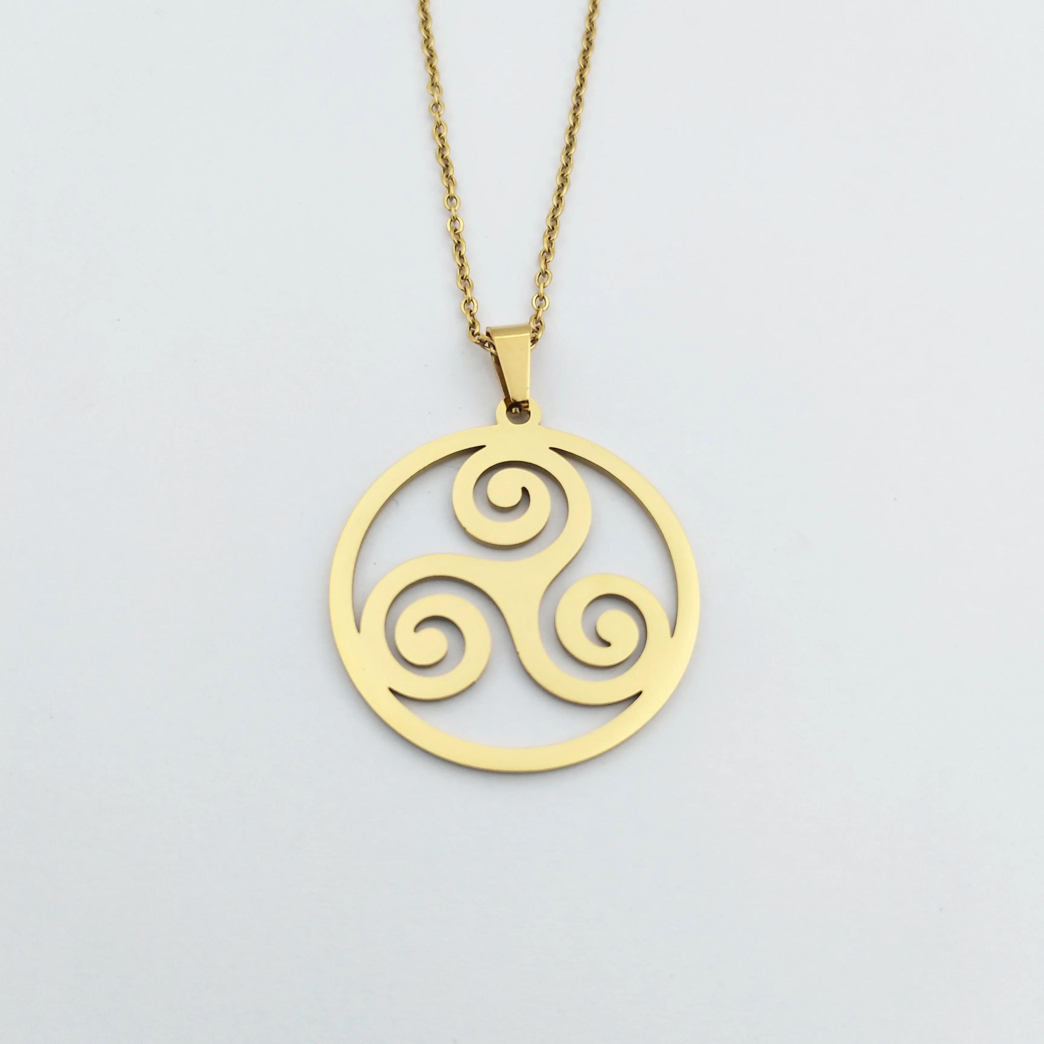 

Celtic Necklace Edelstahl Kette Spiral Necklace Bijoux Plaqu Or 18k Triskele Necklace Triskelion Collier Pour Homme Joyeria, Steel/gold/rose gold and other