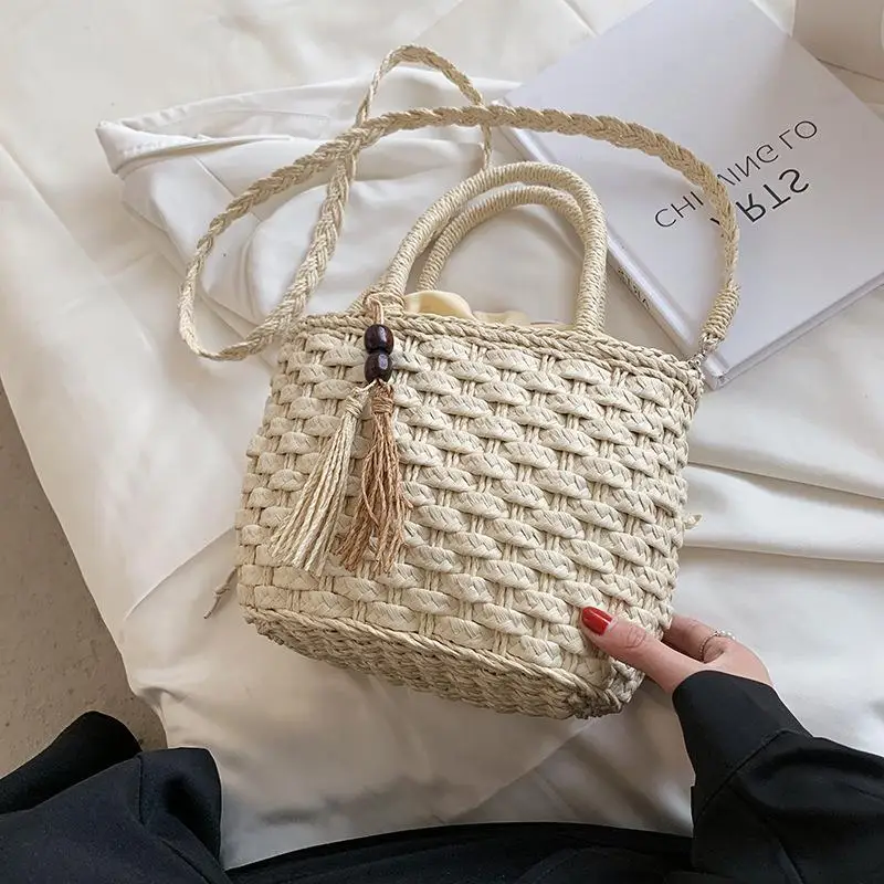 

2021 new one-shoulder slung woven small square bag women hand bags for girls