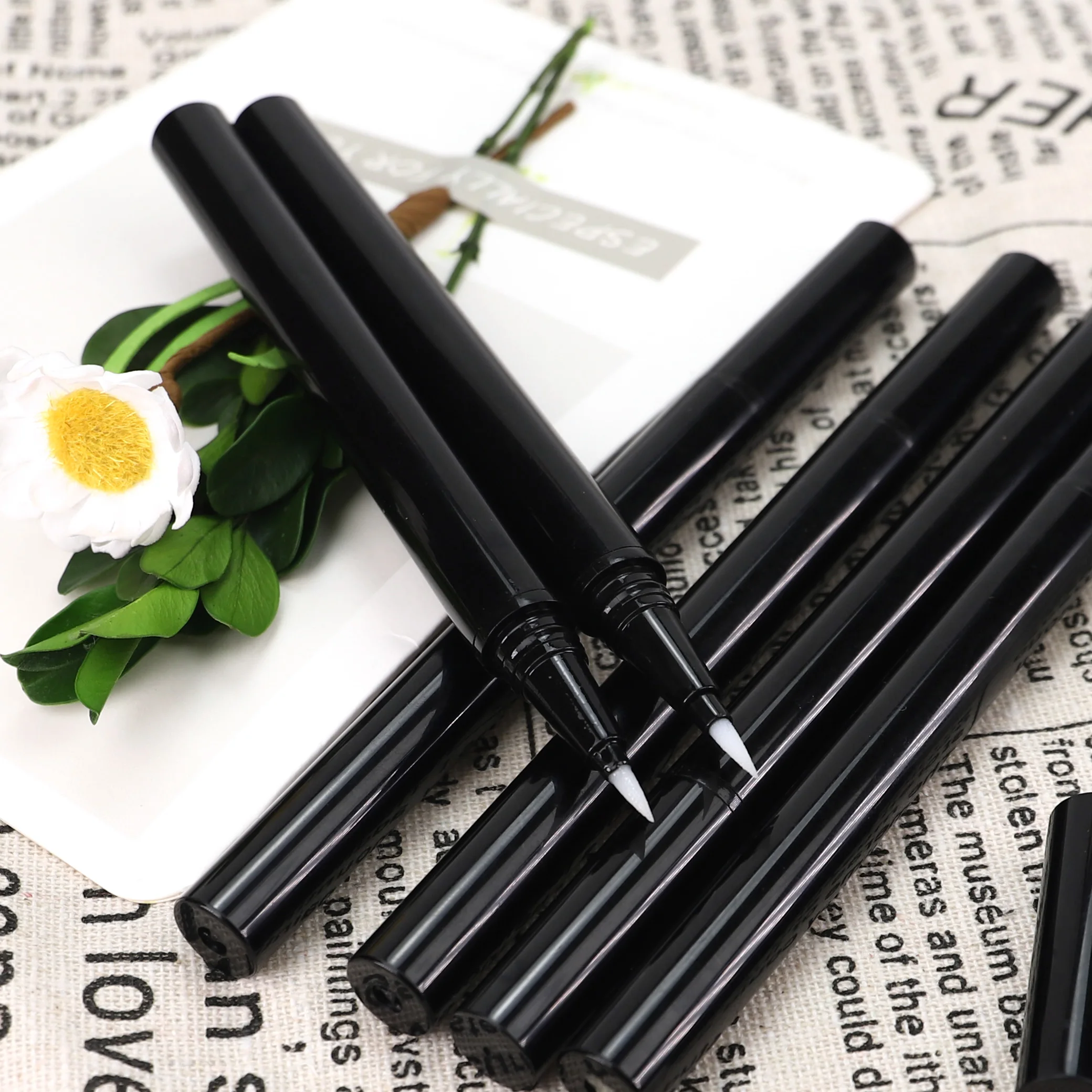 

skin-friendly cotton tip makeup remover pen, Clear