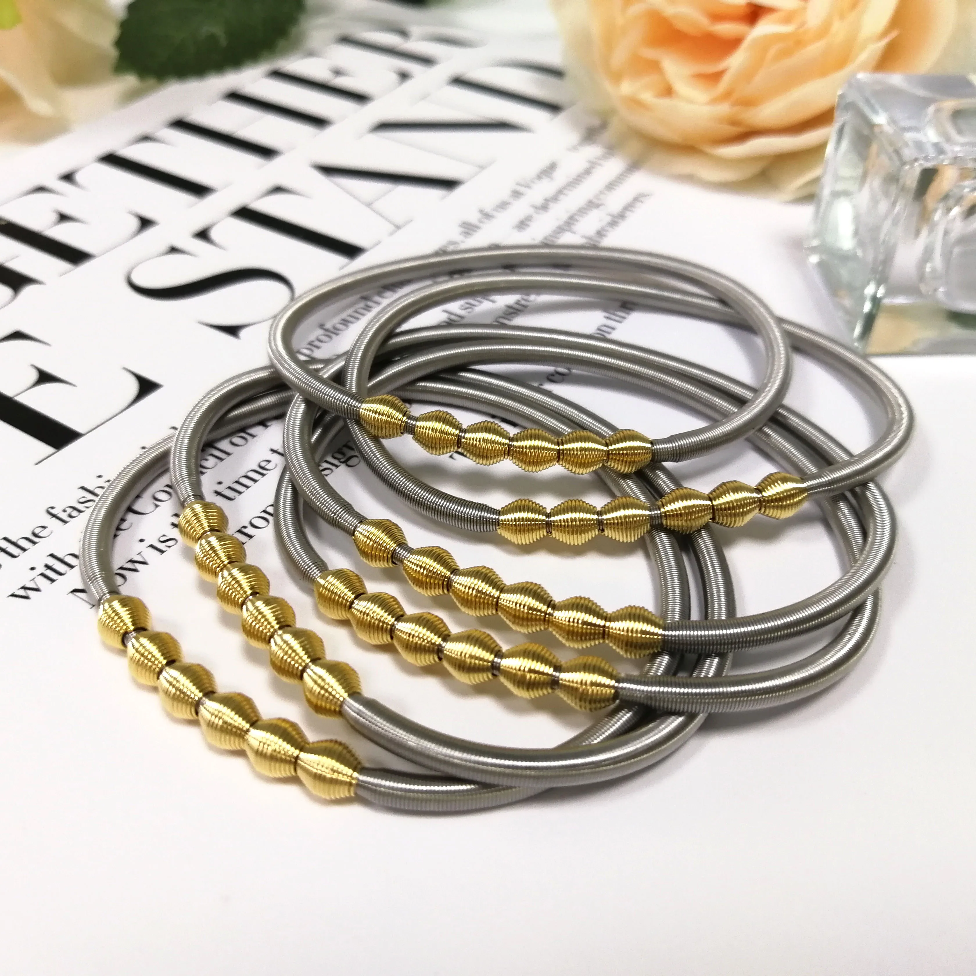 

Amoryubo 2021 New Design Wholesale Beaded Cuff Bracelets Dancing Bangle Jewelry For Girls Free Sample