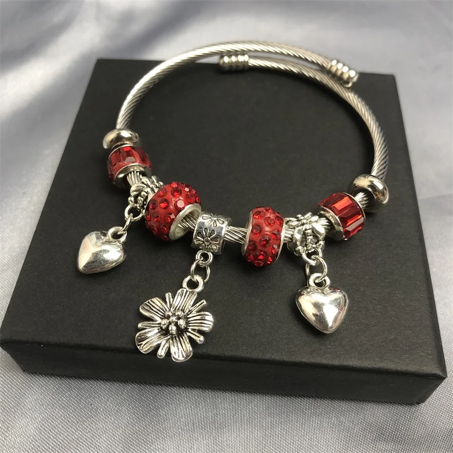 Latest New Models Stainless Steel Flower love Pendant Women Girls Crystal Charm Bracelet Bangle