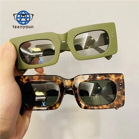 

Teenyoun Wholesale Custom Logo Plastic Frames Sun Glasses Candy Colors Small Square Sunglasses 2023 New Retro Rectangle