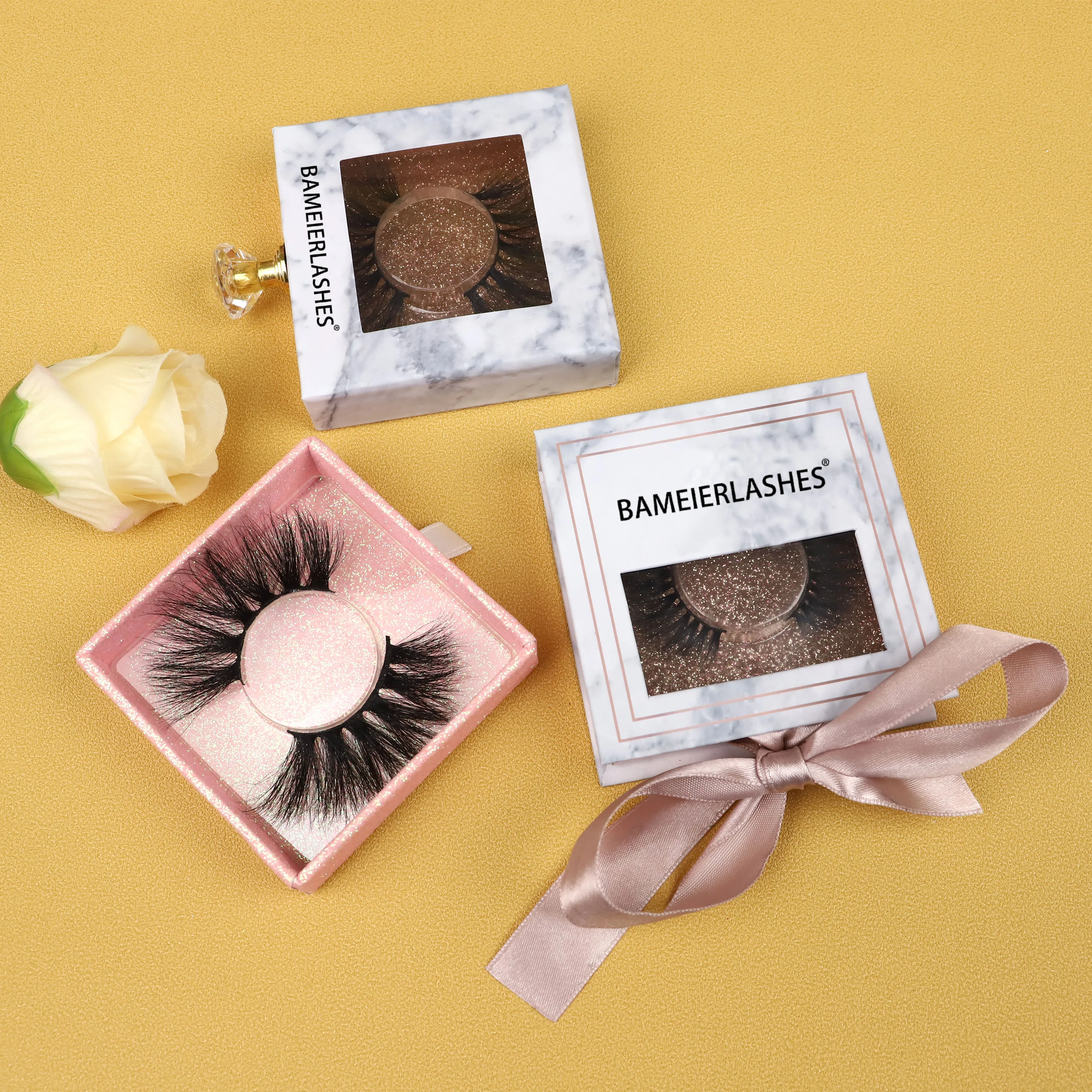 

custom boxes packaging factory accent colored lash trays O series half band colorful full strip lashes
