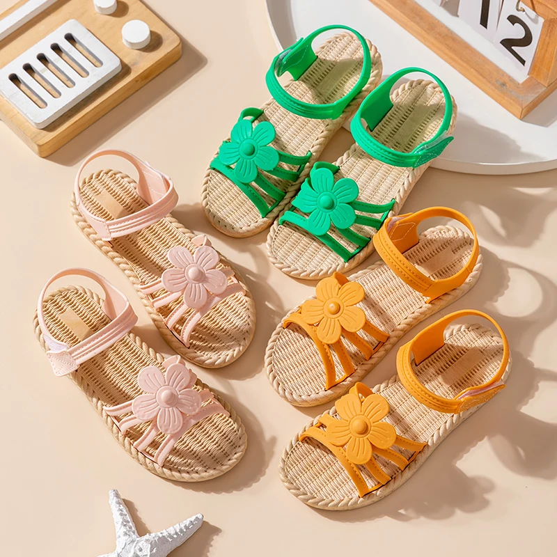 

Wholesale cute children sandals girls kids cute flower non-slip PVC flat sandals