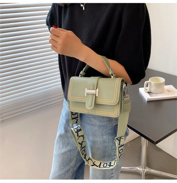 

Handbag High Quality Korea Small Long Strap Fashionable Messenger Bags Lightweight Retro PU Leather Cross Bags Women Crossbody