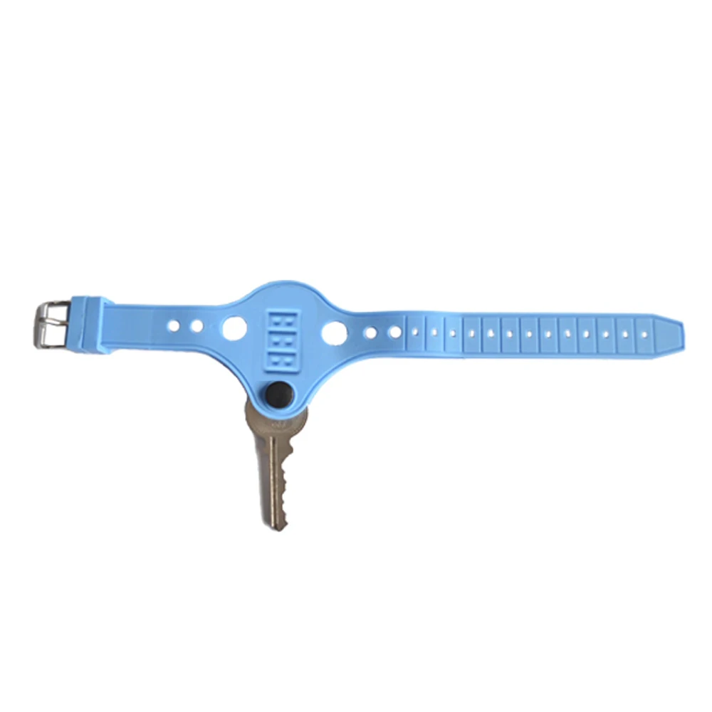

Wholesale Silicone Key Chains Bracelet Accessories, Customized color