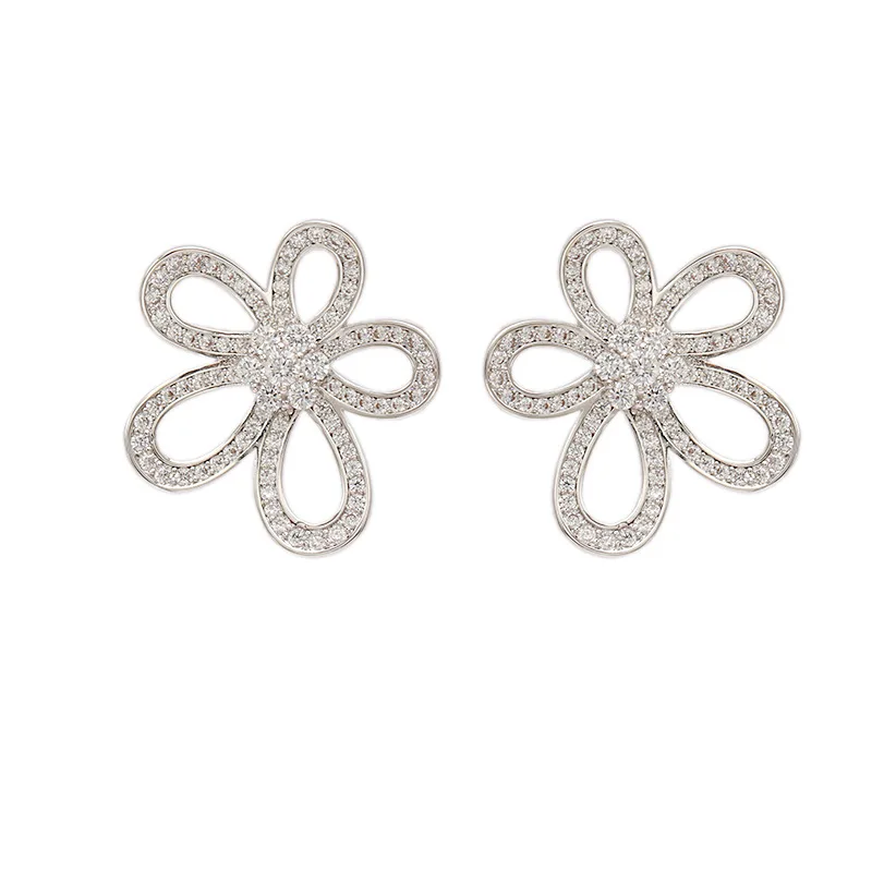 

Dropshipping Wholesale Luxury Flower Stud Earrings for Women Girls Silver Plated Zircon Micro Paved Delicate Fashion Jewelry
