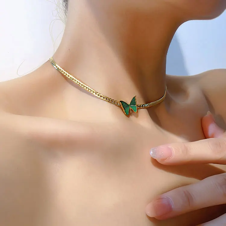 

SC Tarnish Free 18K Gold Plated Stainless Steel Cuban Chain Necklace Retro Chic Enamel Green Butterfly Choker Necklace Women