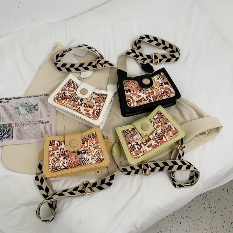 

2021 new fashion PU leather women shoulder graffiti crossbody bag zipper messenger bags, Black,green,yellow,white