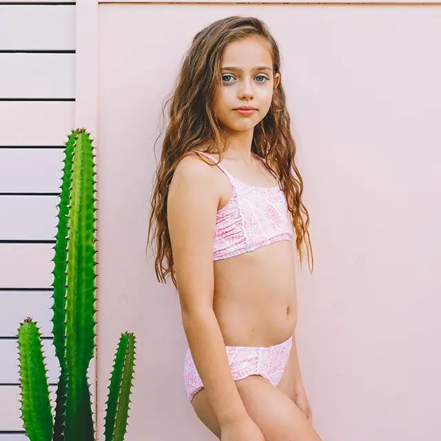 

Guangzhou supplier bikini cute young girl swimwear