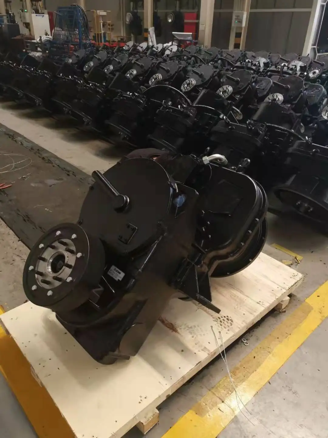 Xcmg Motor Grader Spare Parts Gr165 Gr215 Gr180 Transmission Assembly