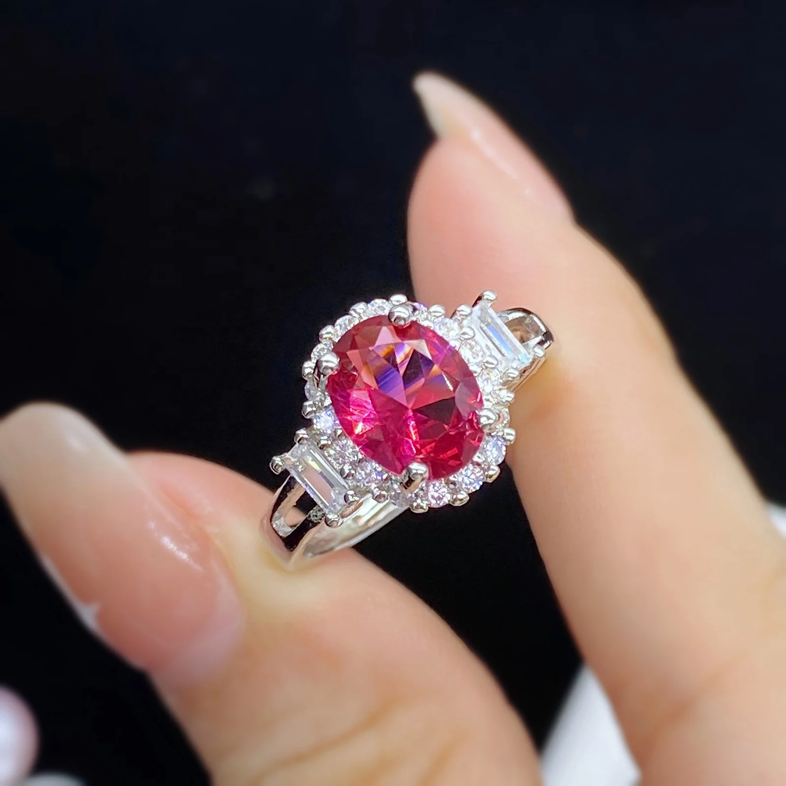 

New Fashion Temperament Oval Group Inlaid Zircon Simulation Red Tourmaline Color Treasure Adjustable Ring For Women Jewelry, Customized color