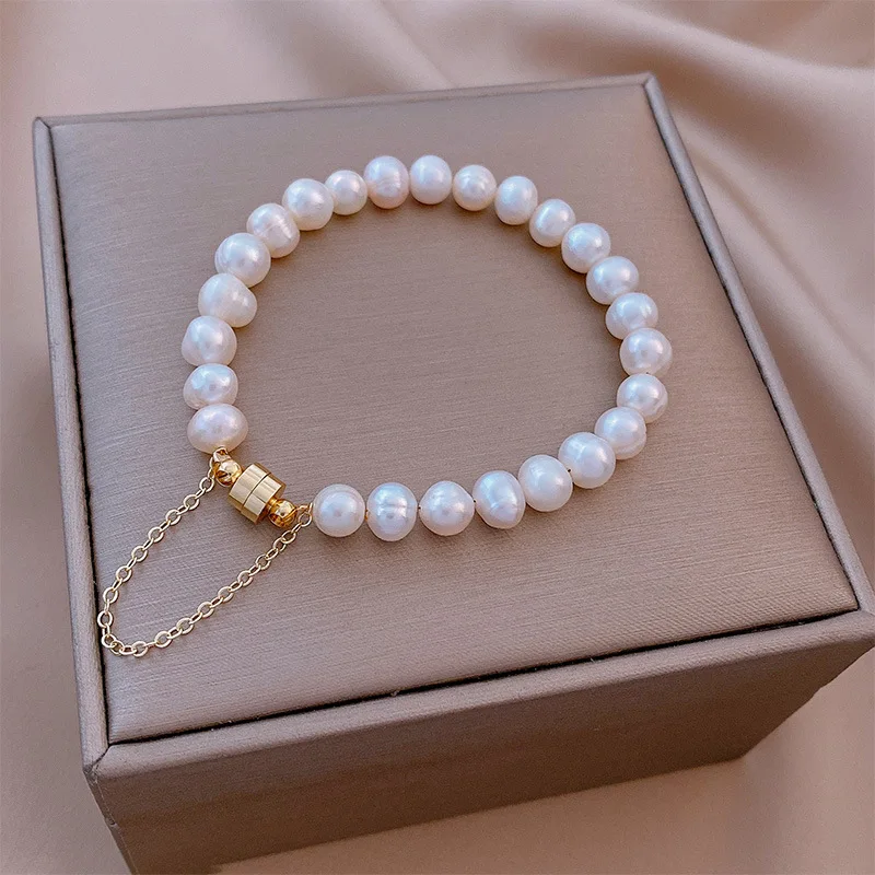 

High quality women's jewelry pearl magnet clasp bracelet fashion accessories bracelet for lady girls, As pictures