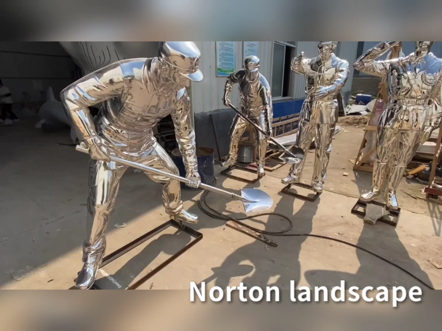 Modern Abstract Outdoor High Polished Life Size Stainless Steel Cow