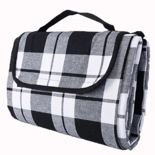 Outdoor Picnic Blanket With Handle Bbq Waterproof Picnic Camping