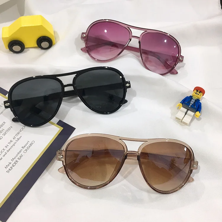 

New Fashion Momy And Me Sunglasses Classic Aviation Polit Metal Frame Kids Women Men Trendy Shades sunglasses 2021