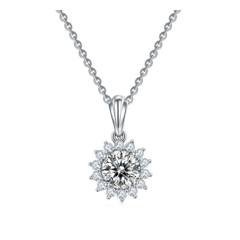 

Fashion Iced Out Sun Flower Pendant Necklace For Women S925 Sterling Silver VVS Moissanite Diamond Jewelry Necklaces, Picture shows
