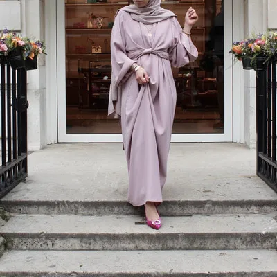 

Dubai Abayas for Women 2019 Casual Muslim Clothing Bandage Kaftan Dress Large Size Islamic Open Front Abaya In Arab