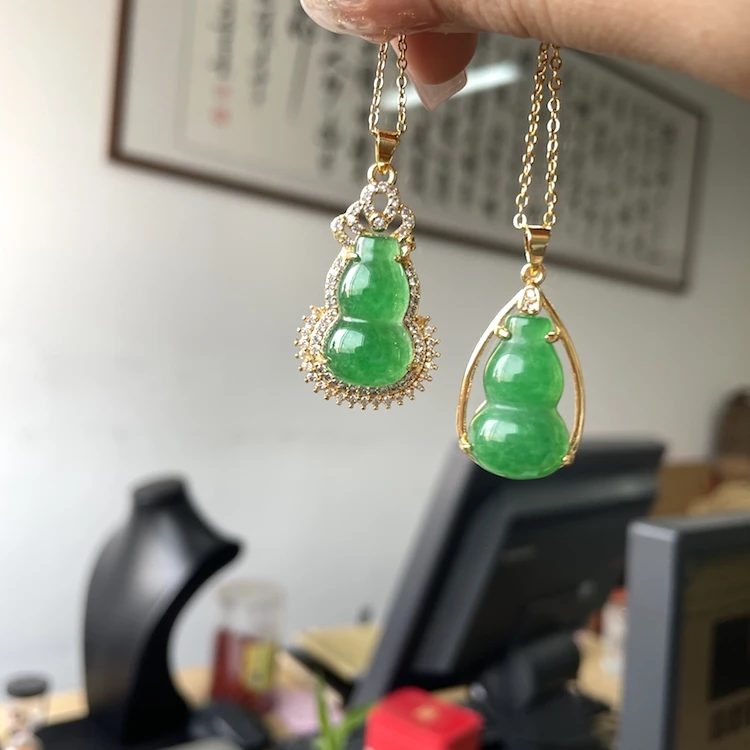 

Jialin Jewelry INS cz mirco pave set gourd ring full diamond iced out green natural stone jade gourd pendant necklace