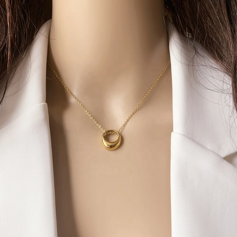 

Simple Geometry Round Hollow 18K Gold Circle Necklace Stainless Steel Choker Chain Necklace For Women, As pic shown