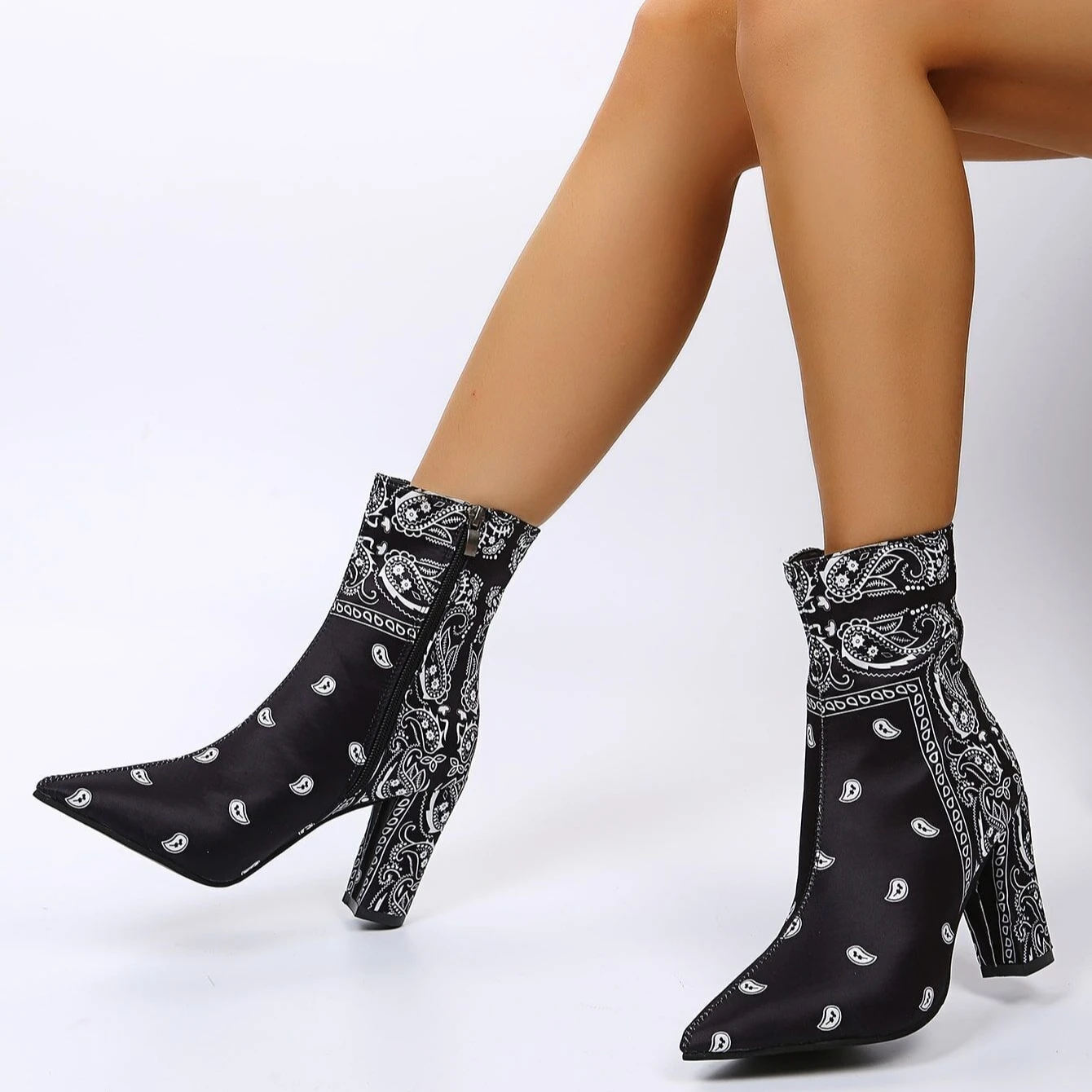 

Autumn shoes of new style ladies boots thick soled pointy high heel boots, Black,blue