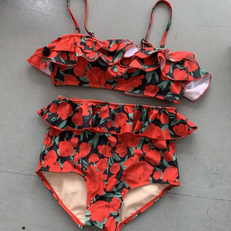 

YZ-0445 Design And Color Flower Show Thin Chest Size Covering Hot Spring Bathing Suits Female Flower Sexy Swimsuit Bikini