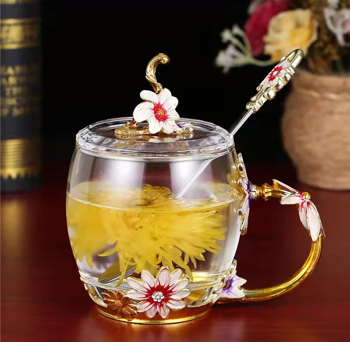 

Flower Design Double Wall Crystal Glass Tea Cup For Sale, Golden