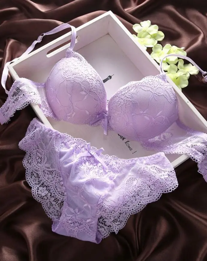 

Girls Removing Hot Girl And Panty Teen purple Front Closure Bra Set