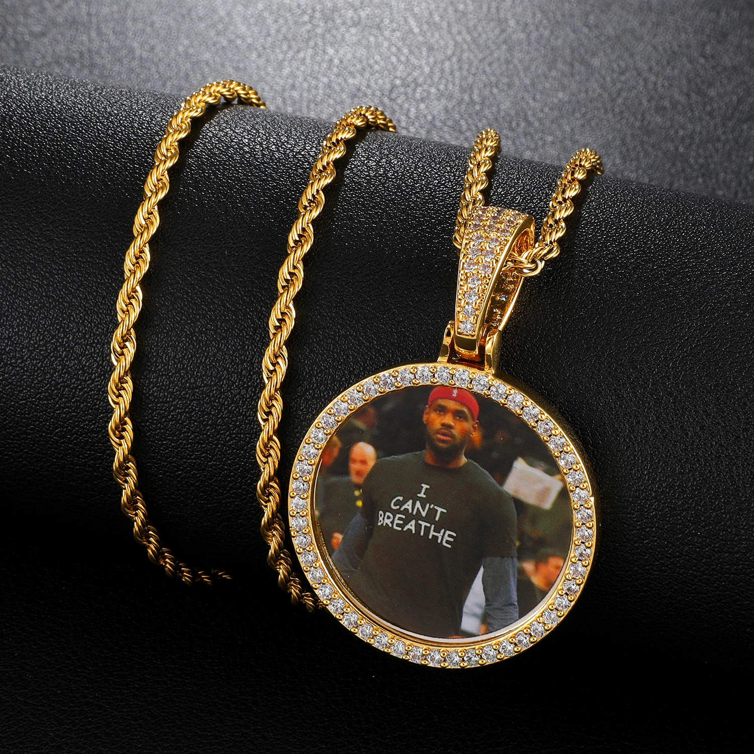 

Hip Hop Jewelry Iced Out CZ Baguette Zirconia Memory Medallions Customize Photo Pendant Circle Custom Picture Pendant Necklace