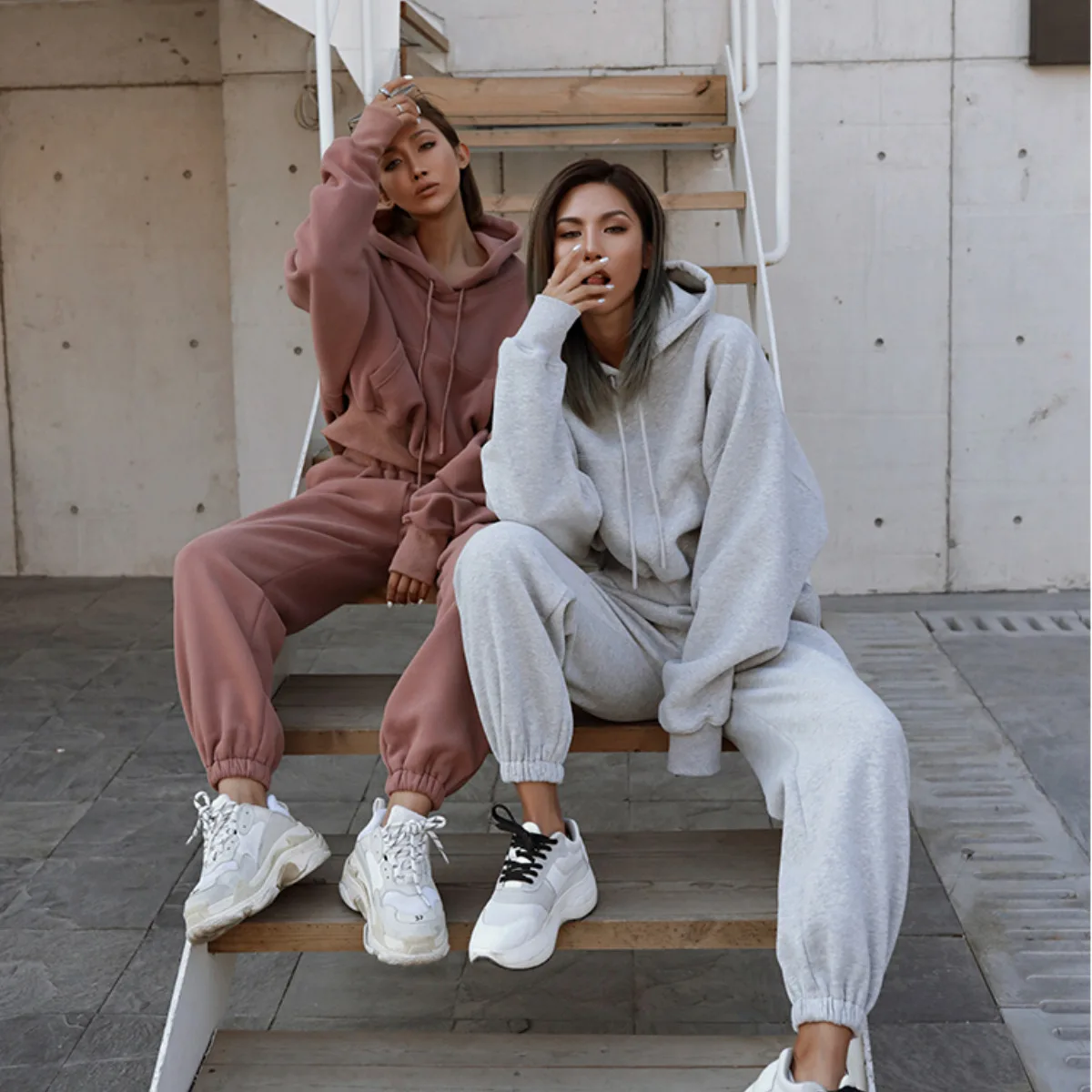 

Boutique Women Clothing Two Piece Hoodie Sets Solid Women Sweatsuit Set with Front Pockets, As picture