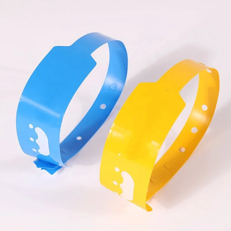 vinyl wristband 0.jpg