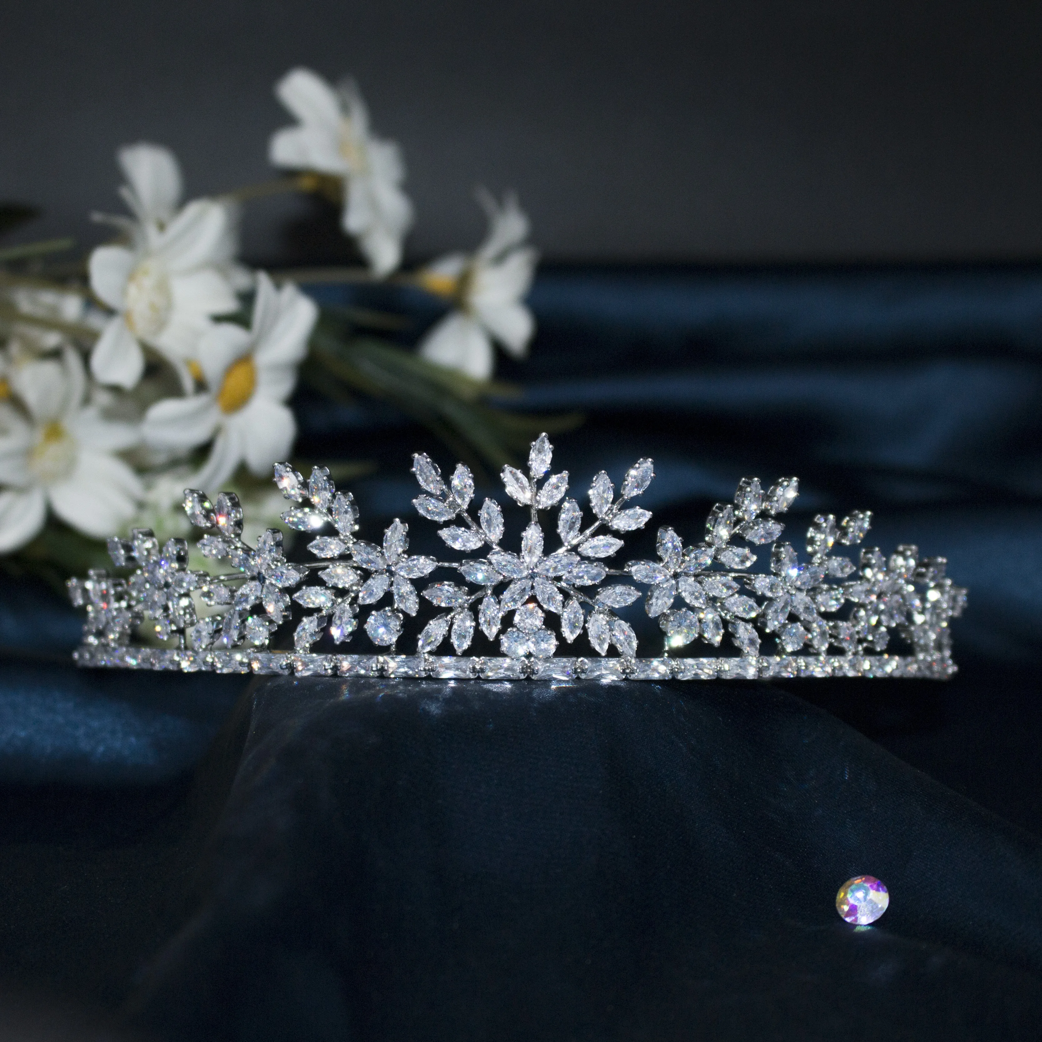 

GS0170 High Quality Small Exquisite Party Crown wedding bridal tiara, Sliver