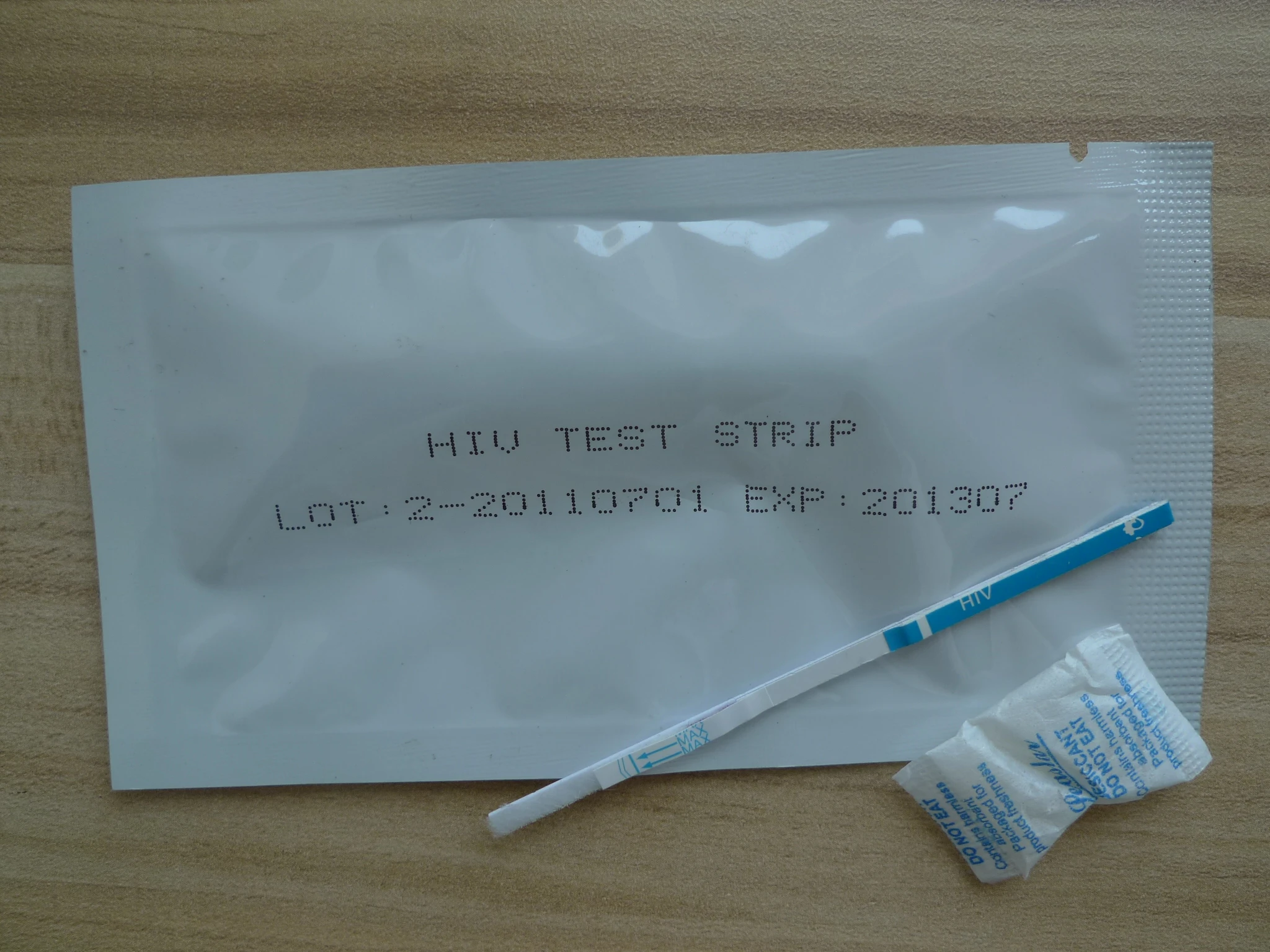 
Testsealabs One step rapid test HIV 1/2 Tri-line Test kit 