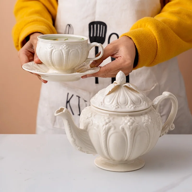 

simple afternoon tea set creative ceramic kettle European British embossed Retro cream coffee cup, White