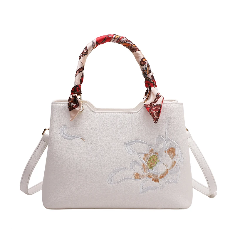 

Factory wholesale new women hand bags handbags exquisite embroidery good quality shoulder cross body bagFactory wholesale new wo