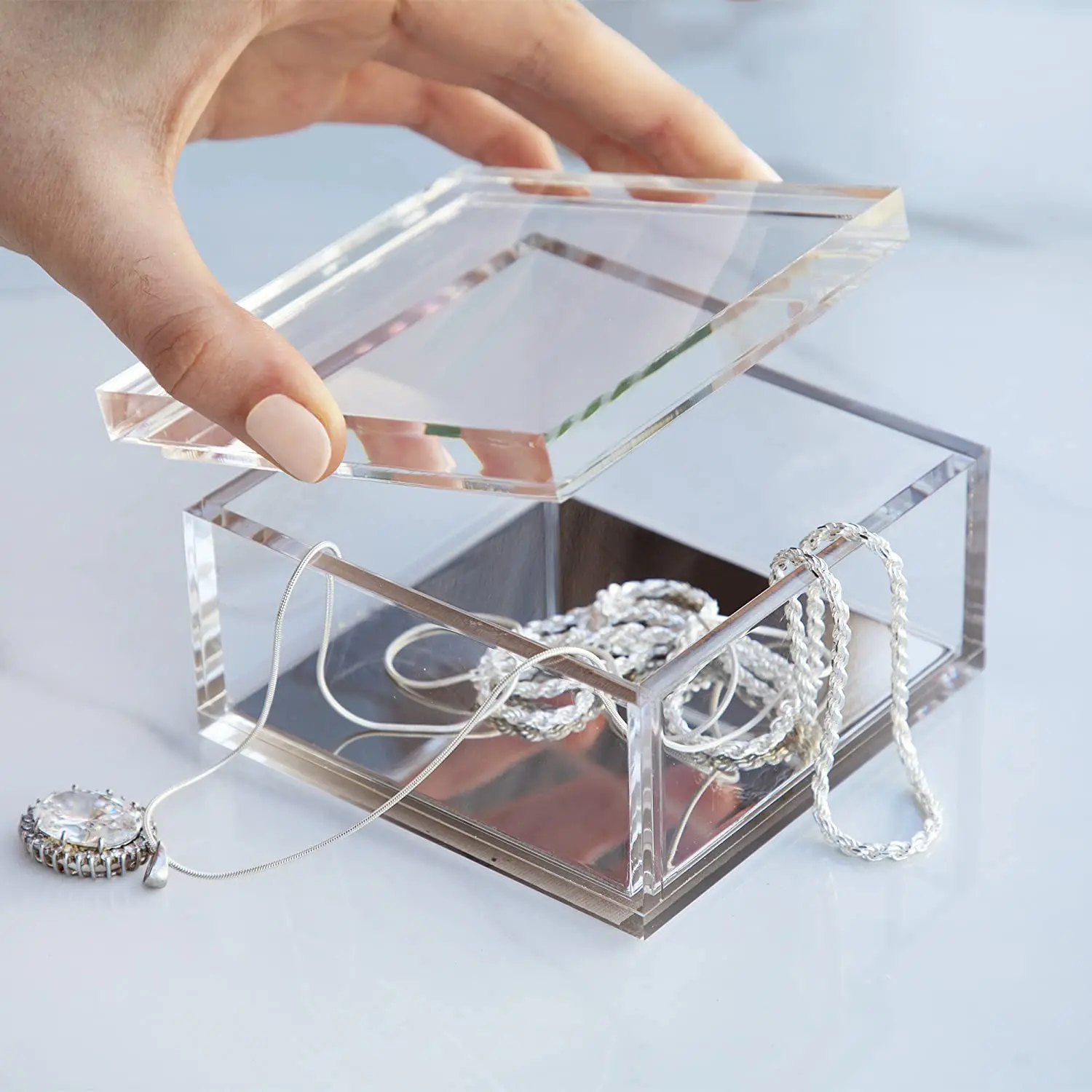 

Customized Name Acrylic Box with Lid Square Multi-Purpose Clear Gold Box for Office Organizer or Home Storage in Any Room Decor