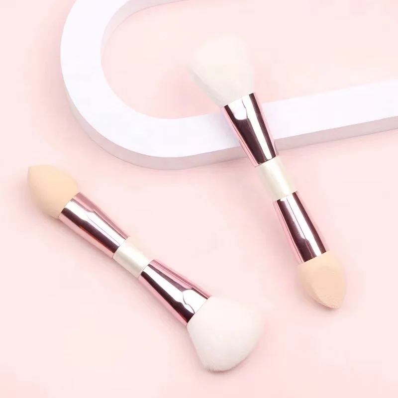 

2 in 1 Multifunctional Blush Brush Powder brush portable Cosmetic brush beginner Foundation Blending Sponge
